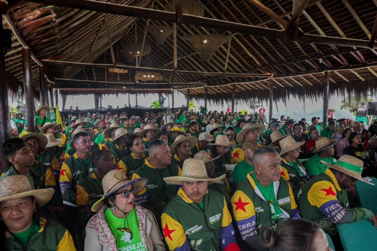 Gobierno Bolivariano entrega más de 5.300 títulos agrarios para fortalecer la soberanía alimentaria