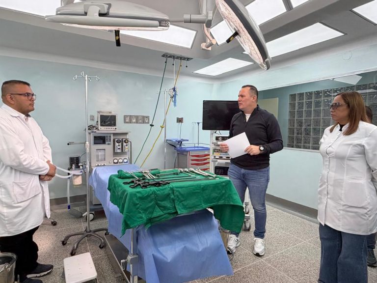Rehabilitan área quirúrgica en Hospital Central