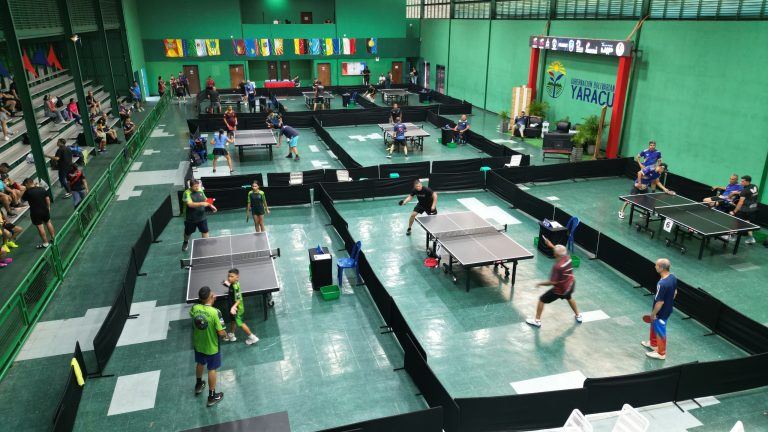 Más de 170 atletas de 17 estados del país compiten en el gimnasio «Wilmer Alvarado» de la Ciudad Deportiva de Yaracuy